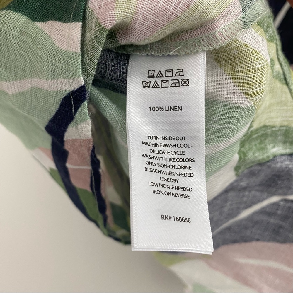 Tahari Botanical Print Linen Top - Picture 7 of 8